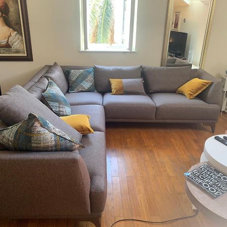 London Apartment Будва Екстер'єр фото